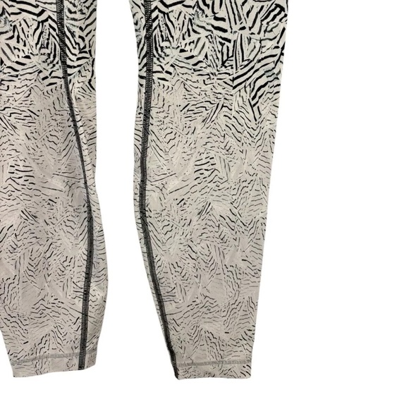 Lululemon Wunder Under Leggings Hi-Rise Dazzle Nulux Alpine White Black Sz 6 - Picture 4 of 7